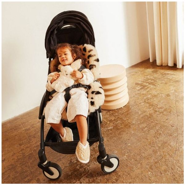 Assise de poussette en peau de mouton Snuggler® - Harnais amovible - Léopard Peanut