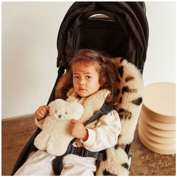 Assise de poussette en peau de mouton Snuggler® - Harnais amovible - Léopard Peanut