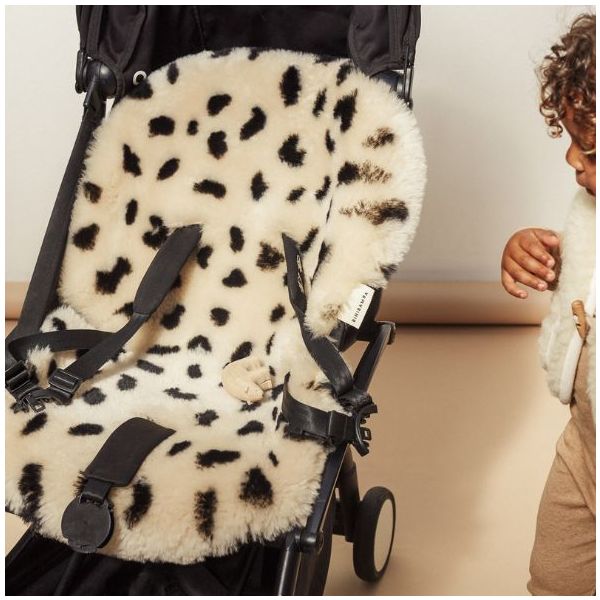 Assise de poussette en peau de mouton Snuggler® - Harnais amovible - Léopard Peanut
