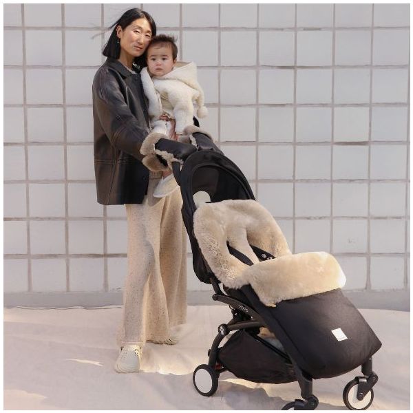 Chancelière universelle en peau de mouton Puffmuff® - Toast