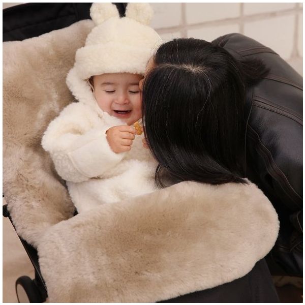 Chancelière universelle en peau de mouton Puffmuff® - Toast