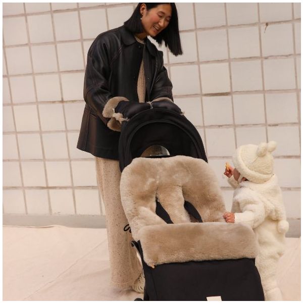 Coated Sheepskin Buggy Mittens - Toast