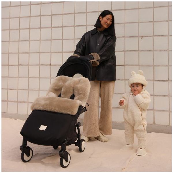 Coated Sheepskin Buggy Mittens - Toast