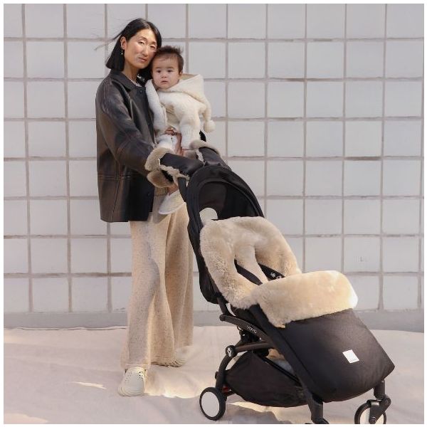 Coated Sheepskin Buggy Mittens - Toast