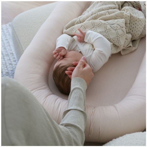 Nid de bébé - Rayures Rose
