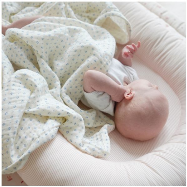 Nid de bébé - Rayures Rose