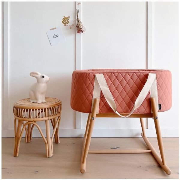 Kuko Moses Basket + Mattress + Stand