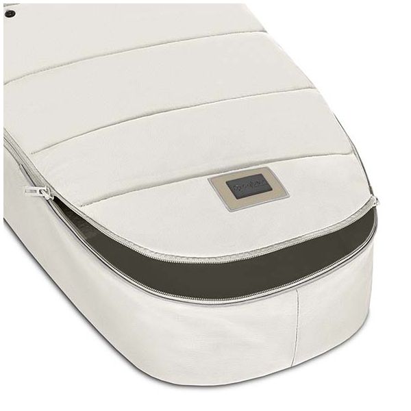 Platinum Footmuff