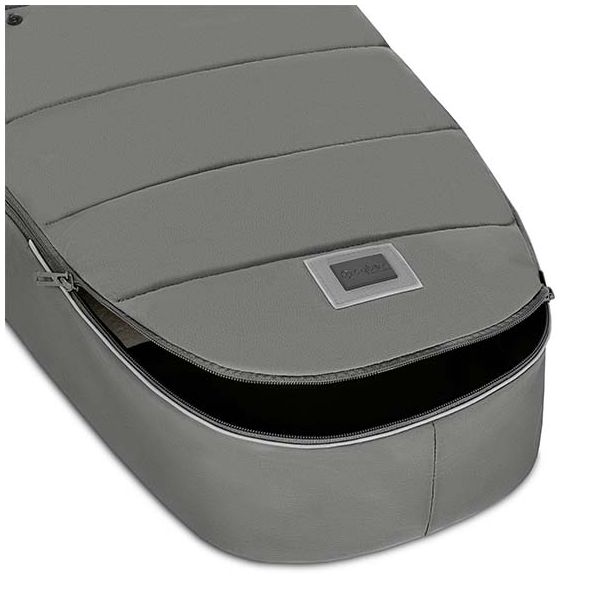 Platinum Footmuff