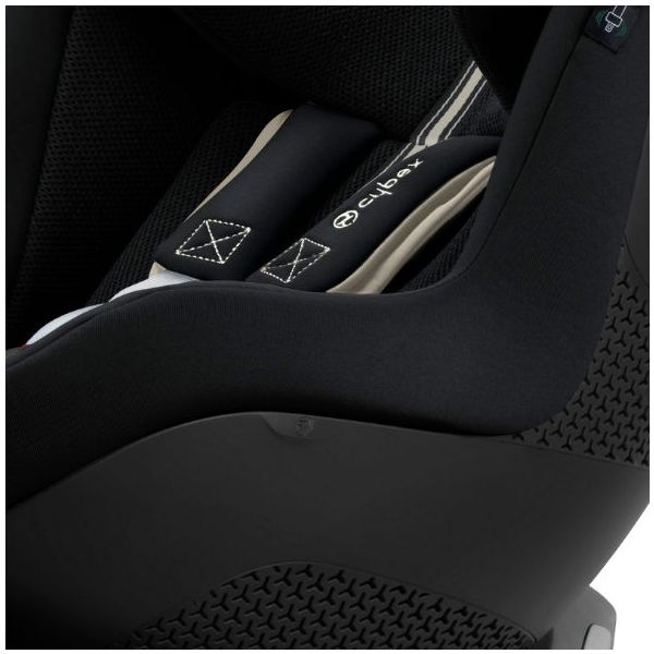 Siège auto Sirona Gi i-Size Plus avec insert nouveau-né - Base intégrée