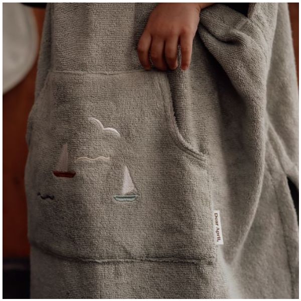 Puk Embroidered Terry Bath Poncho - Sailsboats