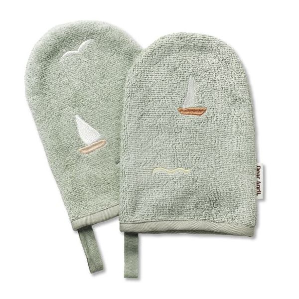 Set of 2 Paw Embroidered Bath Gloves - Sailsboats