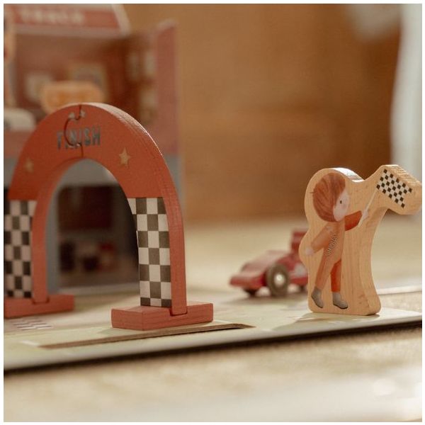 Circuit de voitures de course en bois