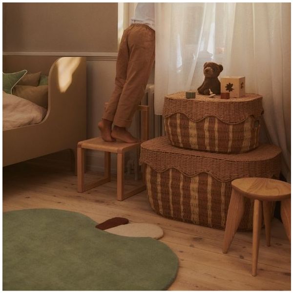 Apple Tufted Rug - 110 x 110 cm - Tea Green