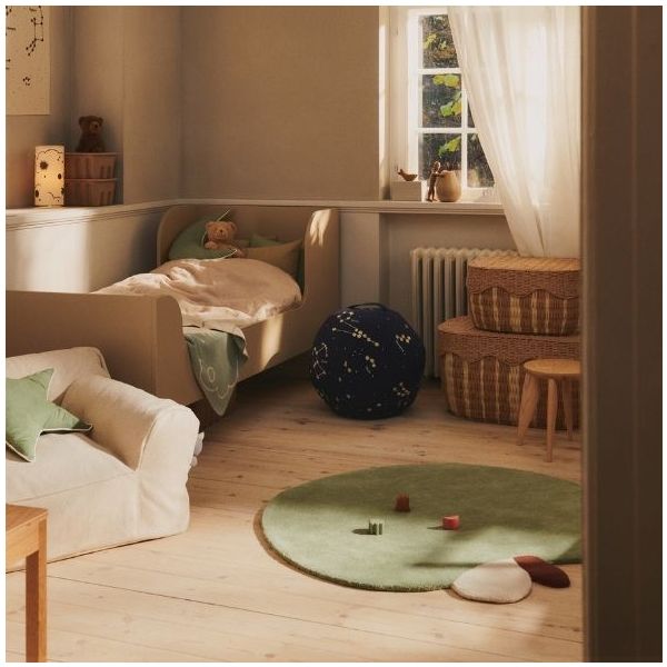 Apple Tufted Rug - 110 x 110 cm - Tea Green