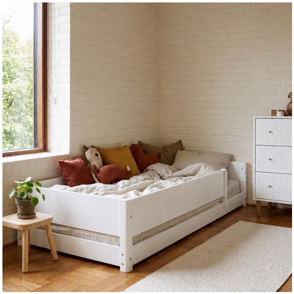 White Montessori Convertible Floor Bed with 3/4 Safety Rail 90 x 200 cm - Grooved Safety Rail - White