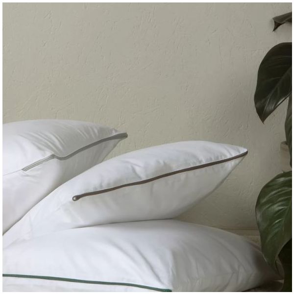 Maui Pillow - Organic Cotton - 60 x 60 cm