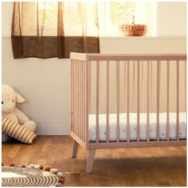 Lit bébé évolutif au sol Turia 70 x 140 cm - Hêtre