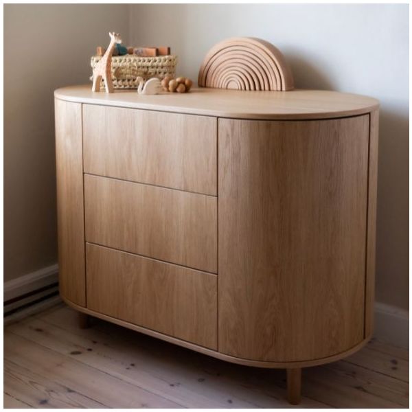 Kai Dresser - Oak