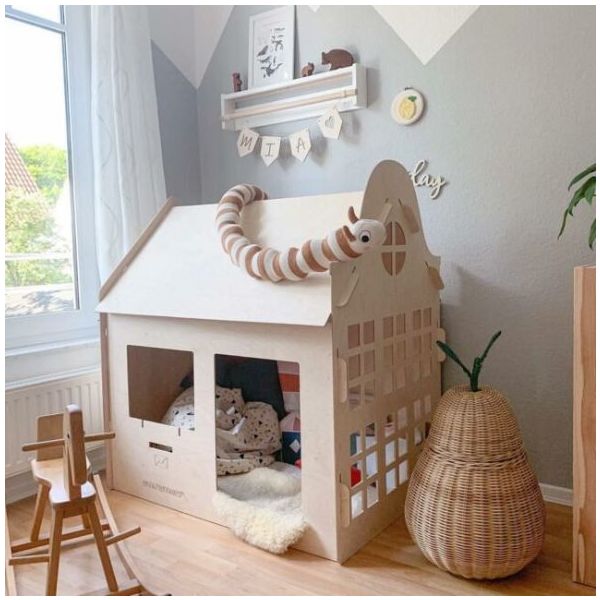 Maison de jeu en bois