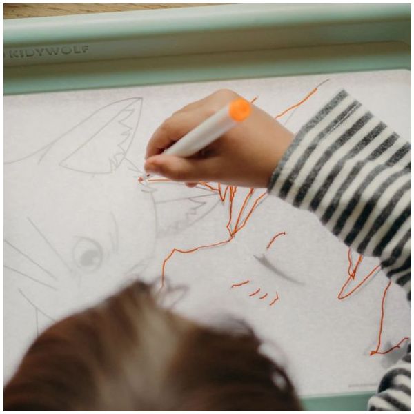Light-Up Drawing Tablet
