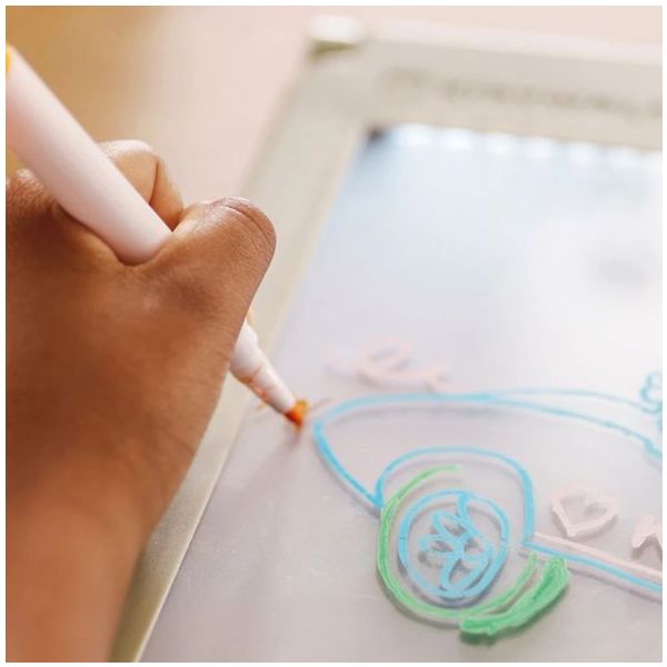 Light-Up Drawing Tablet