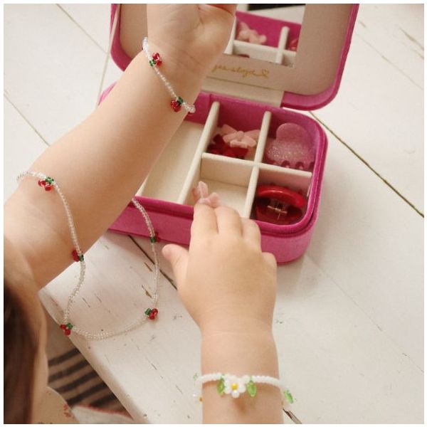 Boîte avec bijoux & accessoires cheveux Bella - Velours Rose