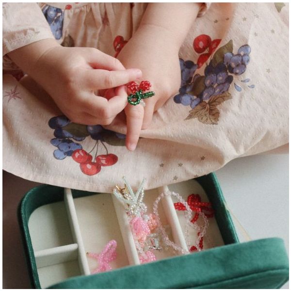 Boîte avec bijoux - Velours Vert