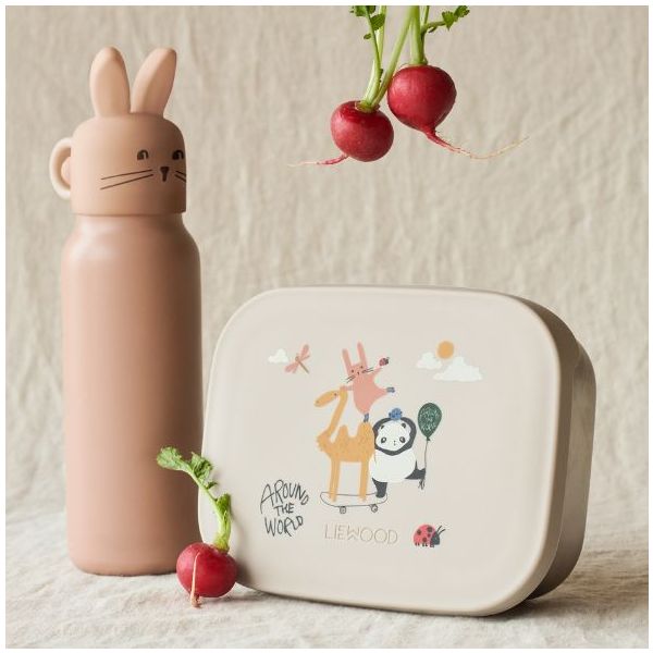 Lunchbox Arthur - Around the World