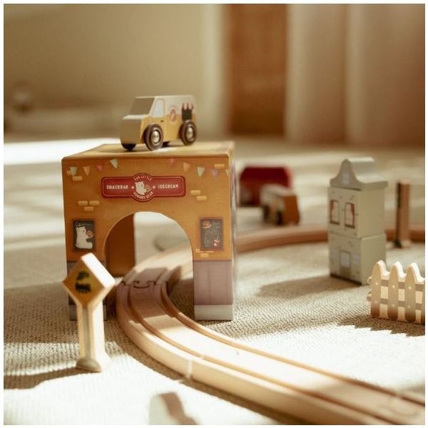 Stacking Blocks with Cars