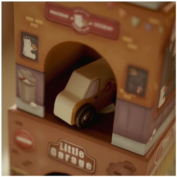 Stacking Blocks with Cars