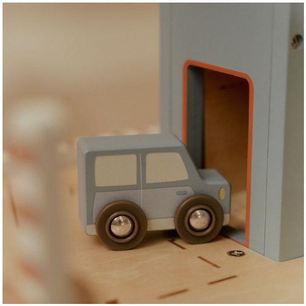 Wooden Garage with Accessories