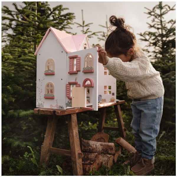 Maison de poupée en bois meublée