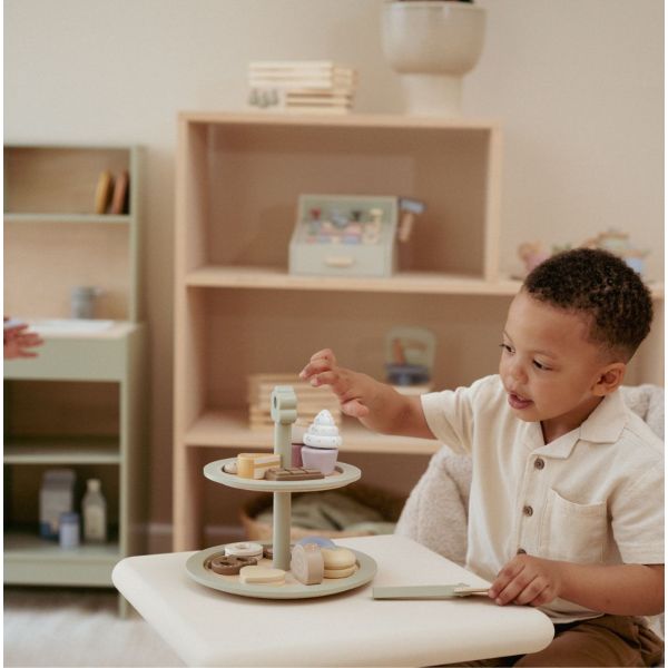 Display stand with pastries
