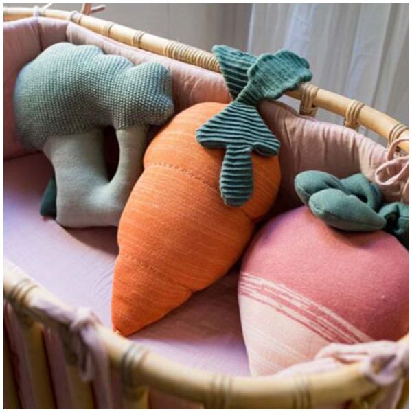 Knitted Cushion Radish
