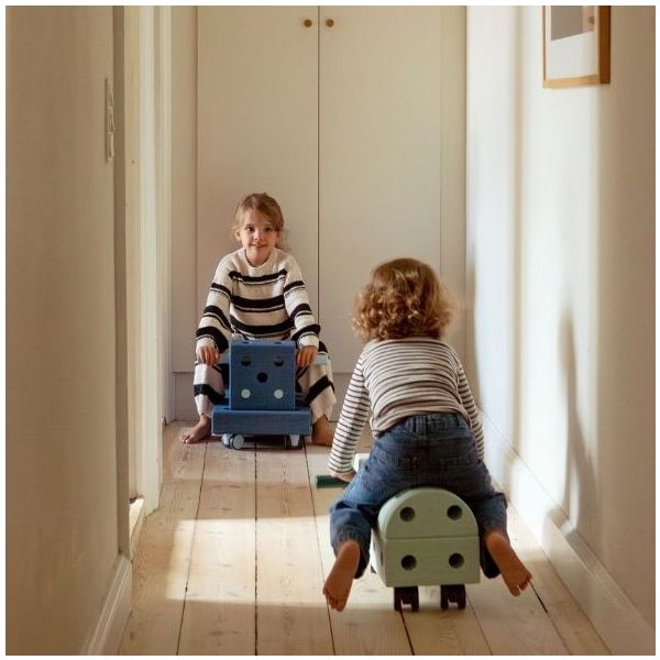 Life-sized Construction Toy - Explorer Set - Mint