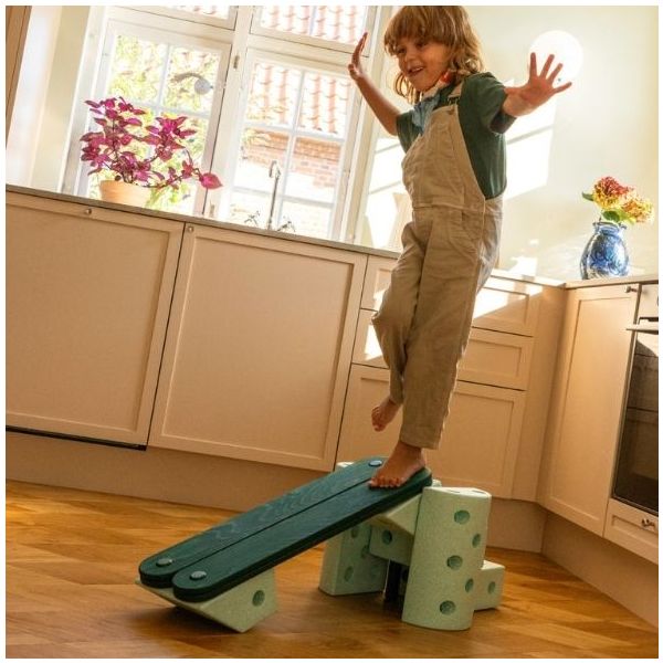 Life-sized Construction Toy - Balance Track Set - Mint