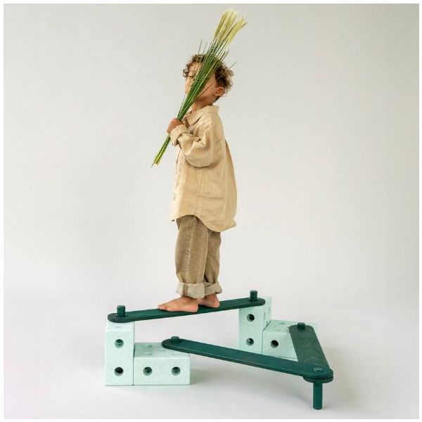 Life-sized Construction Toy - Balance Track Set - Mint