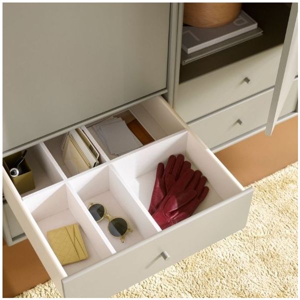Armoire Attire IV - Socle 3 cm