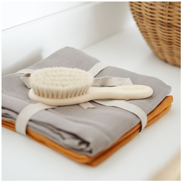 Brosse bébé en bois
