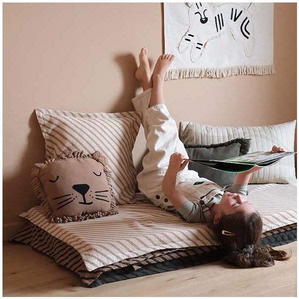 Coussin brodé Lion - Sésame