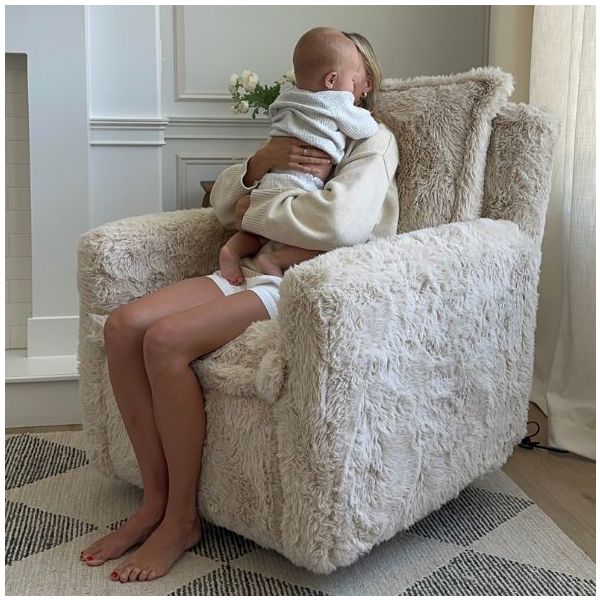Fauteuil d’allaitement pivotant et inclinable manuel Flynn - Fausse Fourrure Aussie