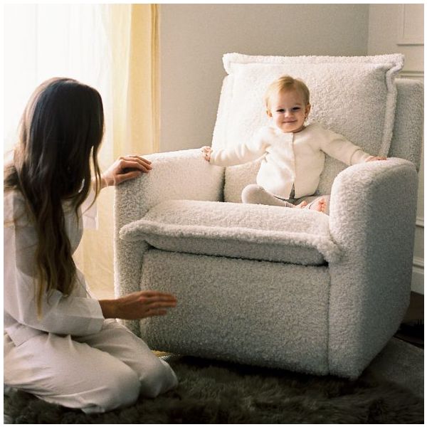 Fauteuil d’allaitement pivotant et inclinable manuel Flynn - Effet peau de mouton Nuage