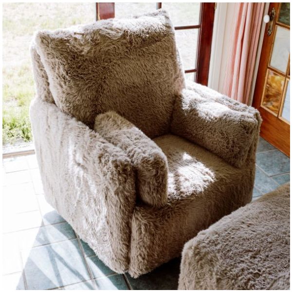 Fauteuil d’allaitement pivotant et berçant avec dossier inclinable & Ottoman Ollie - Taille Large - Fausse Fourrure Mocha