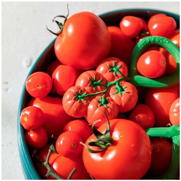 Hochet Tomate