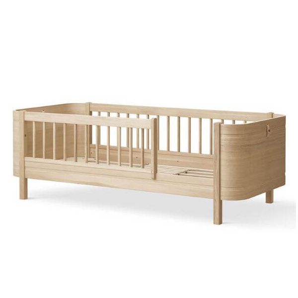 Lit bébé évolutif Wood Mini+ avec kit de conversion (0-9 ans) - Chêne