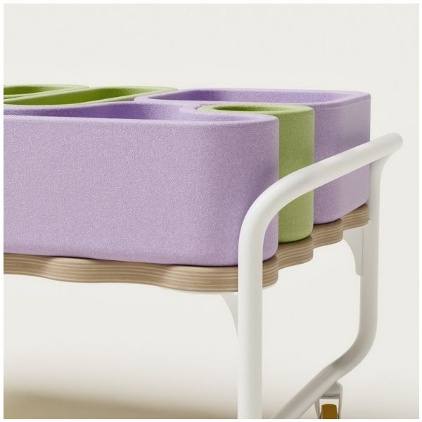 Étagère de rangement sur roulettes