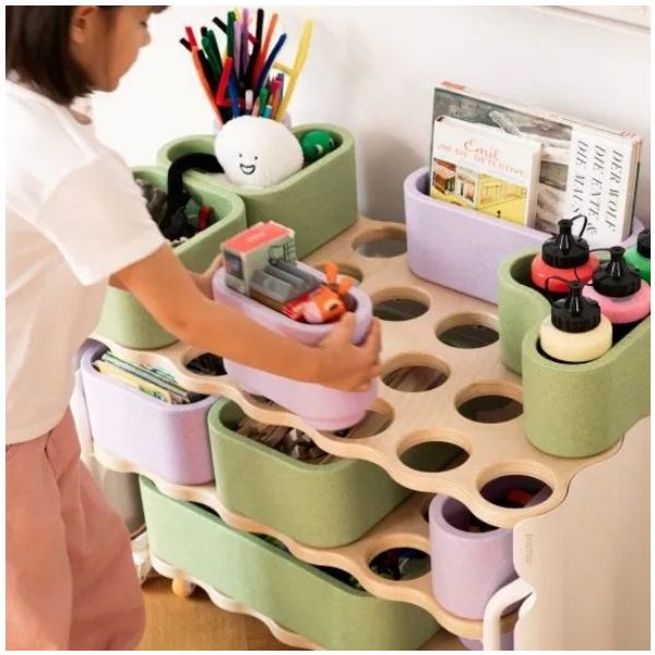 Étagère de rangement sur roulettes