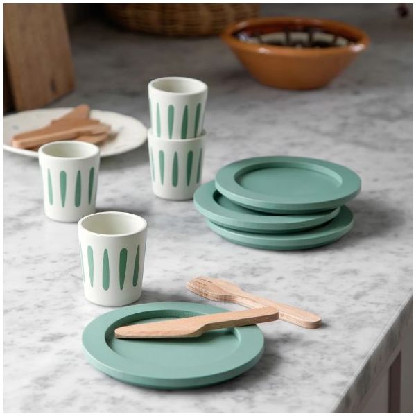 Set de vaisselle en bois