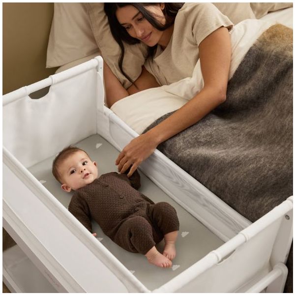 SnüzPod 5 Bedside Co-sleeper Crib - White